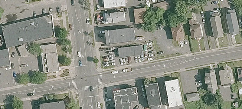 Automotive Repair Shop with Parking