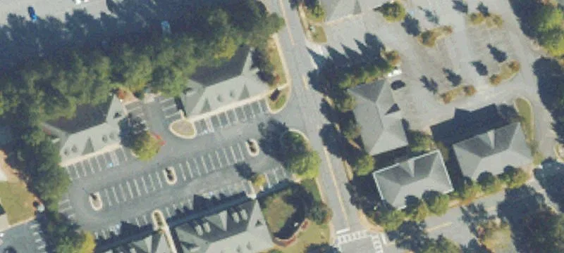 Single-Tenant Office Building Investment