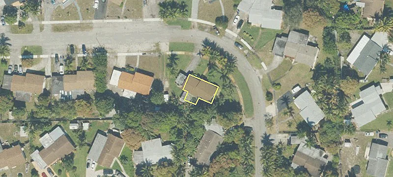 Eight-Unit Studio Apartment Building