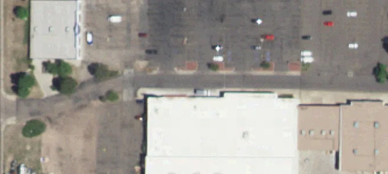 Retail and Warehouse with Dock-High Doors