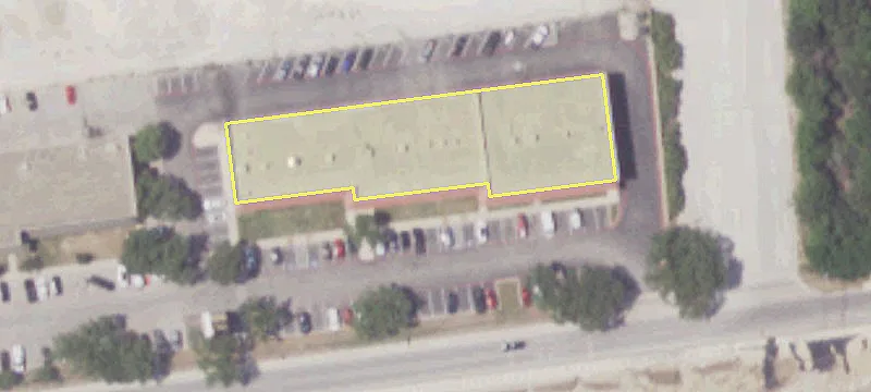 Freestanding Strip Center Retail