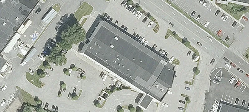 High-Visibility Retail Storefront