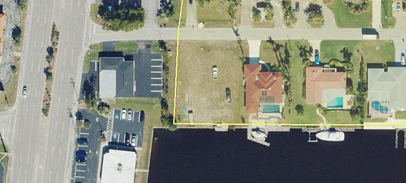Gulf-Access Waterfront Triple Lot