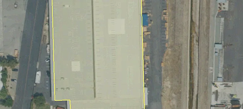 Free-Standing Warehouse with Yard