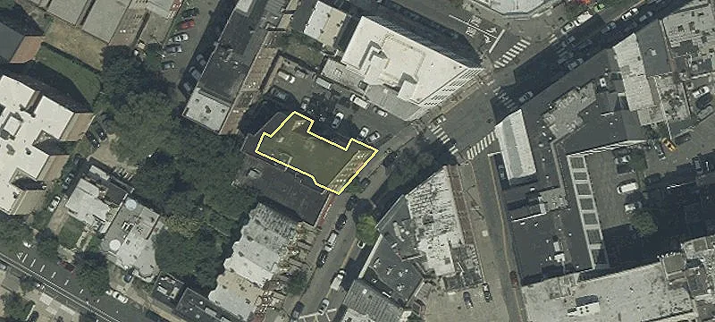 Ground Floor Retail/Office Space