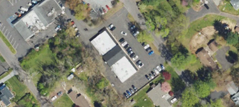 Office Suites in Multi-Tenant Center