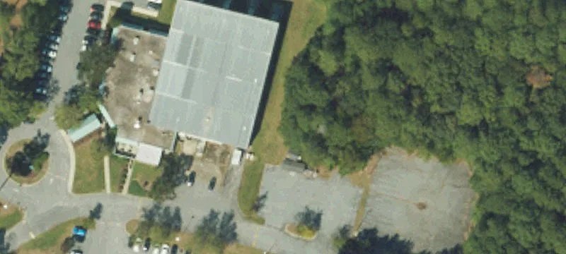 High-Bay Flex Office Facility