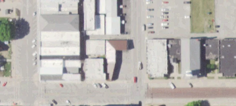 Auto Bay Showroom Building