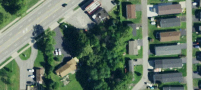 Freestanding Convenience Store and Fuel