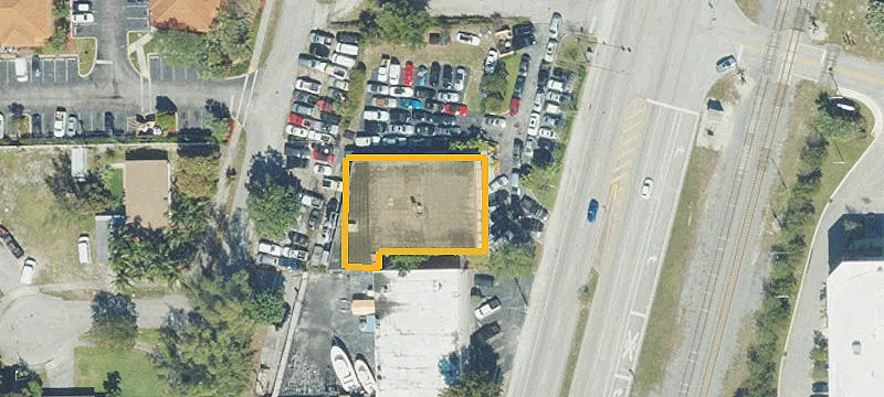 Used Car Dealership with Showroom