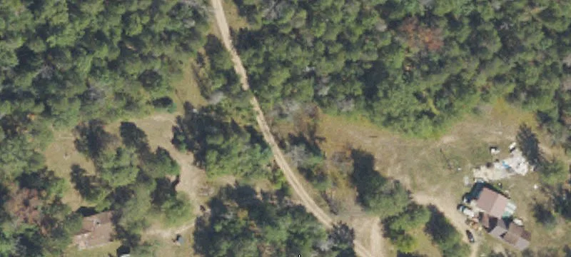 Commercial Acreage with Garage