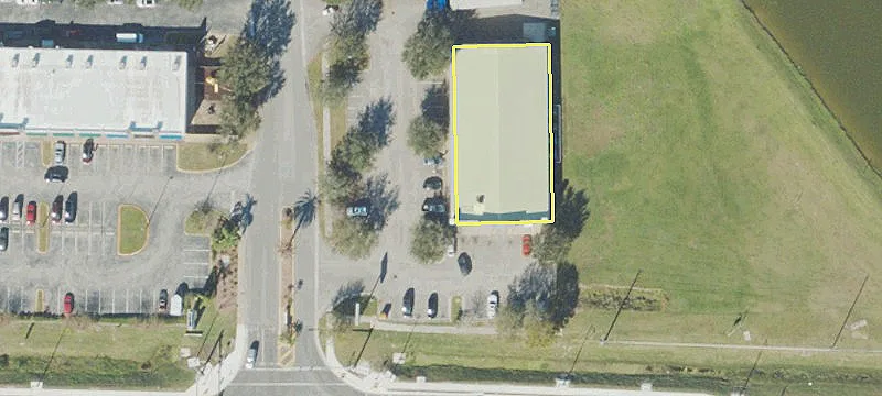 Net-Leased Retail Storefront