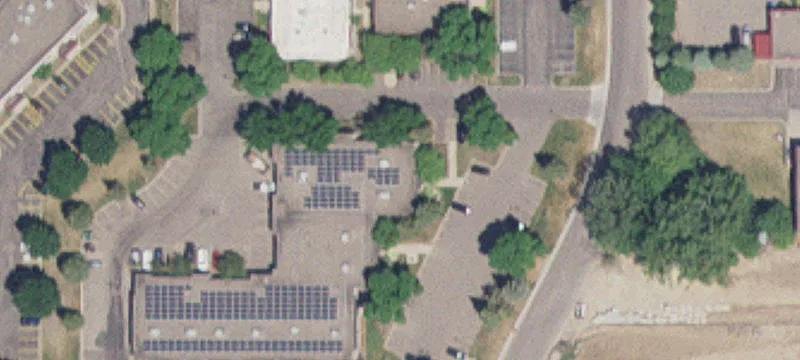 Office Building with 6,700 SF