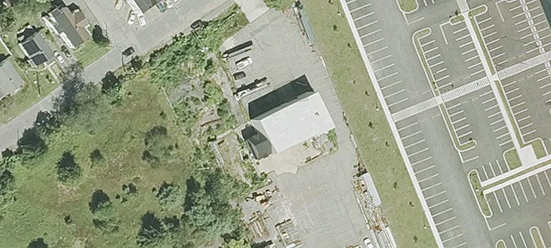 High-Bay Industrial Building with Drive-Ins