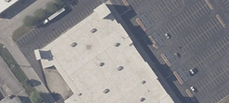 Regional Shopping Center with Major Anchors