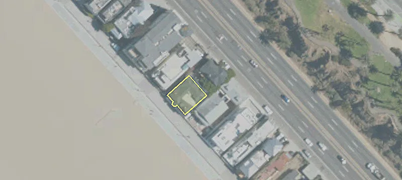 Oceanfront Live-Work Creative Space