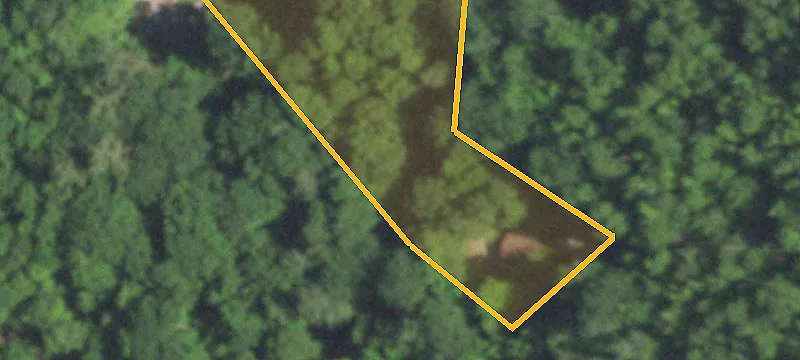 Wooded Lake Area Recreation Lot