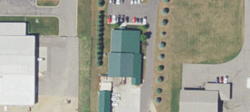 Industrial Property with Three Metal Buildings