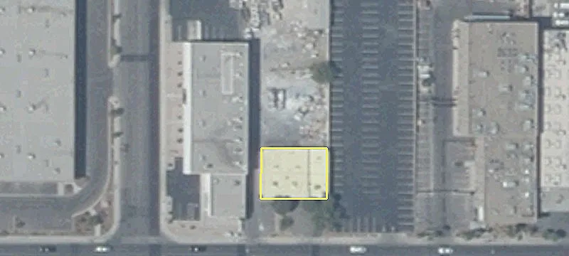 Flex Space with Secure Yard