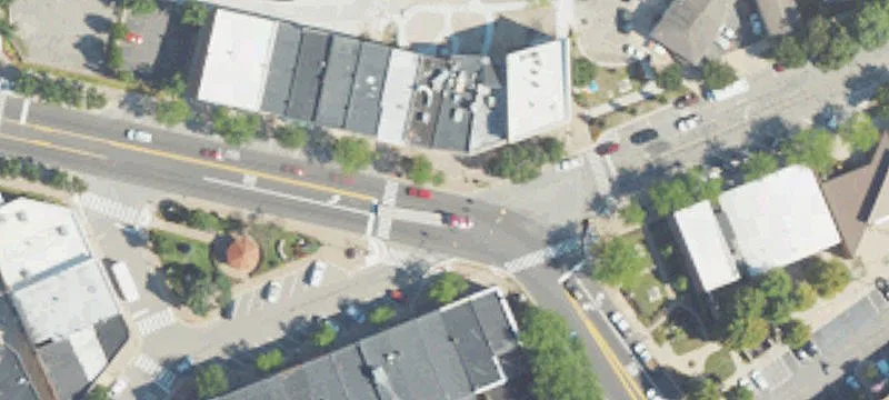 Mixed-Use Live/Work Building