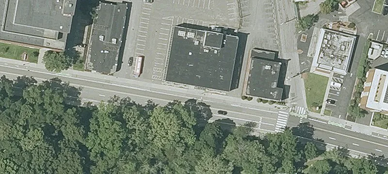 Office Building with Open Floorplans