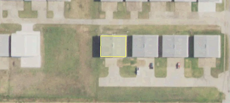 T-Hangar with Mezzanine Storage