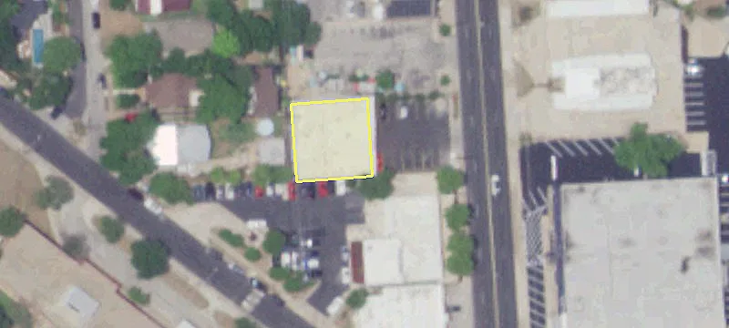 Retail Building with Ample Parking