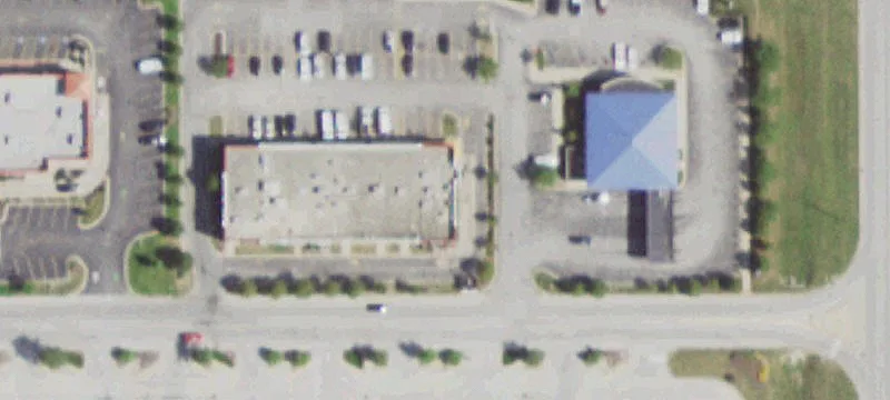 Retail Suite in Neighborhood Plaza