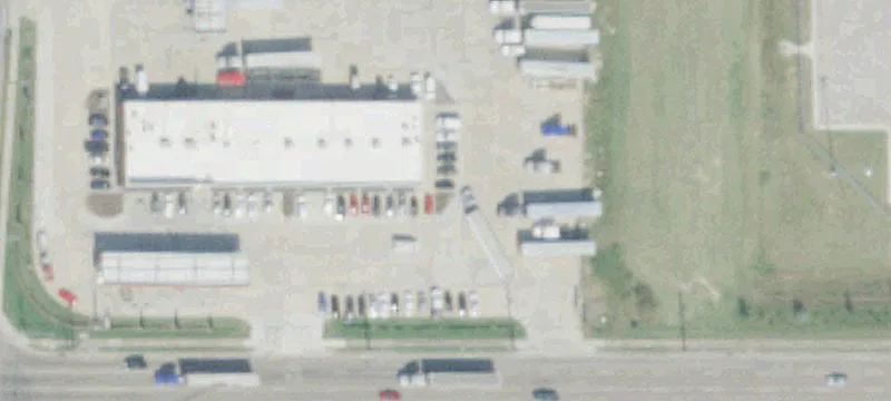 Retail Bays at Convenience Center