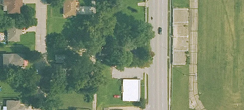 Multi-Unit Retail/Office Building