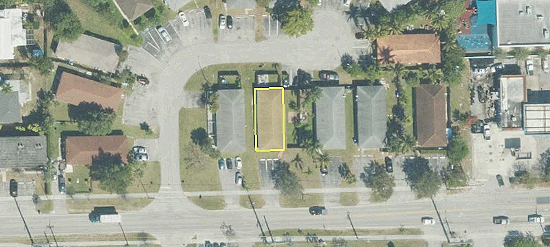 Fully Fenced Triplex with Yard