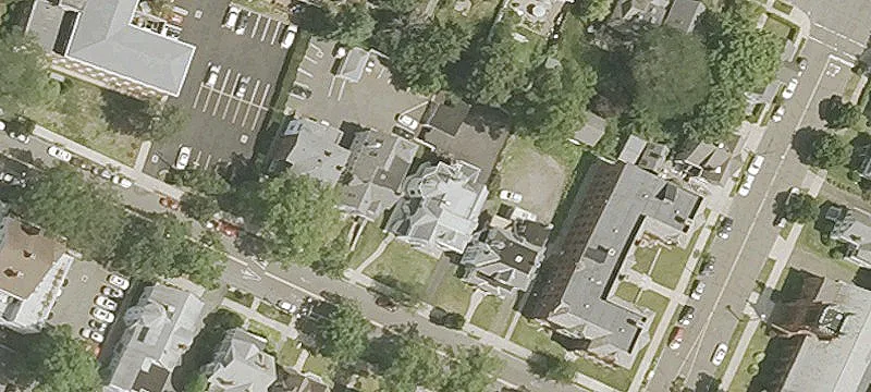 Second-Floor 1BR Apartment with Parking