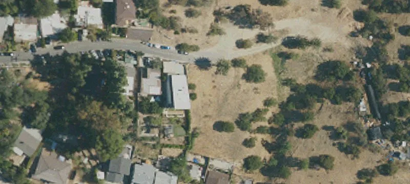 Gently Downsloping Residential Lot