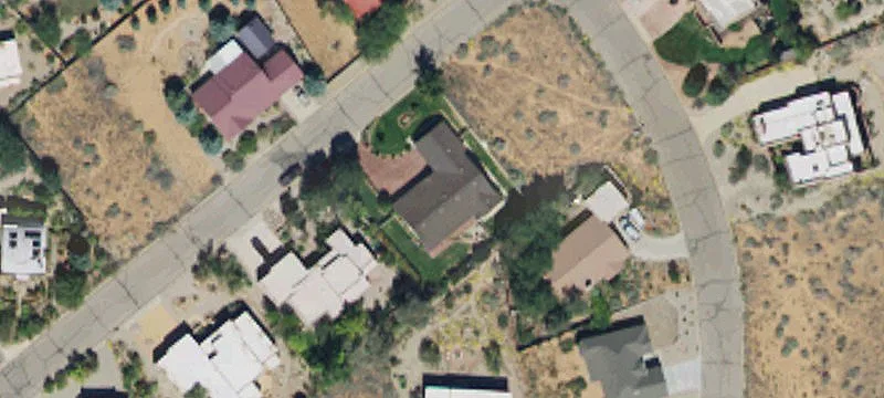 Scenic Building Lot in Neighborhood