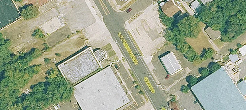 Mixed-Use Retail Shopping Center