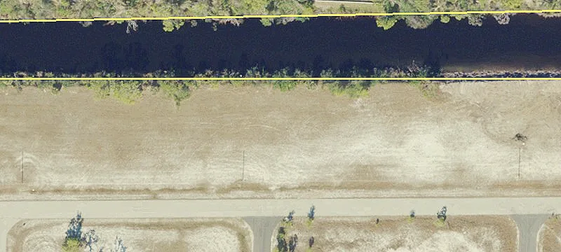 Residential Canal-View Lot