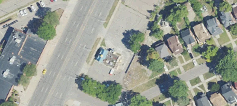Freestanding Drive-Through Restaurant