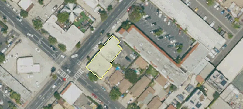 Flex and Industrial For-Sale Building