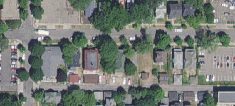 Six-Unit Apartment Building with Laundry