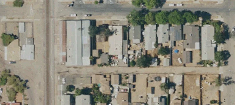 Warehouse with Rear Second Unit