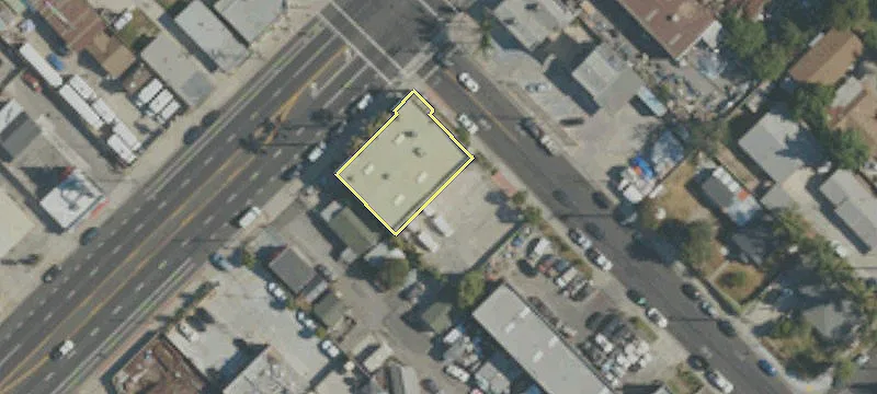 Warehouse with 22-Foot Clearance