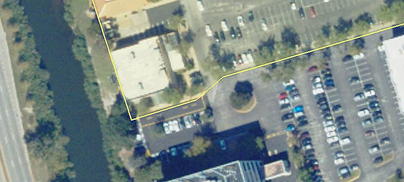 Signalized-Intersection Retail Storefront