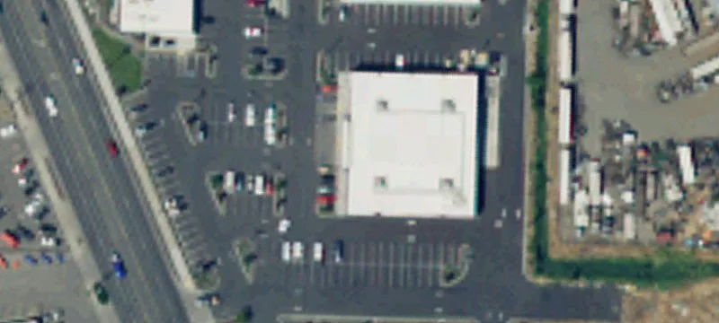 Triple-Net Retail Building