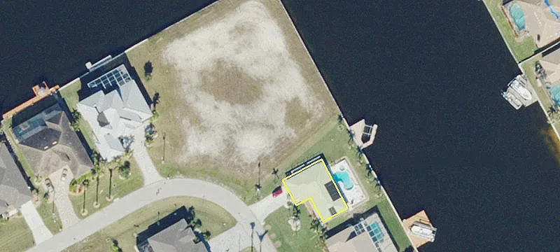Gulf Access Waterfront Corner Lot