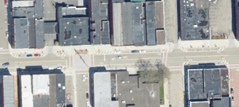 Leased Restaurant Building with Liquor License