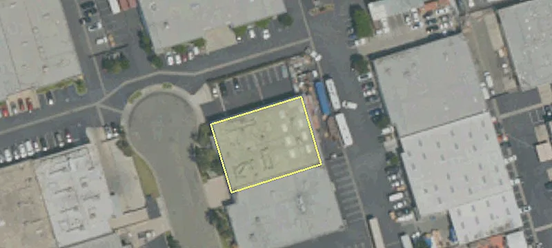 Freestanding Warehouse with Fenced Yard