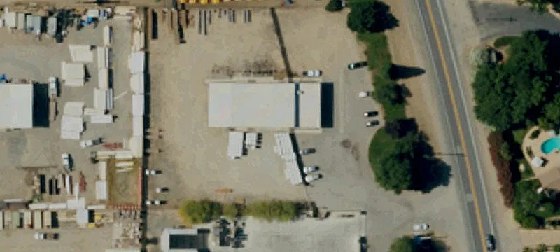 Warehouse with Office and Roll-Up Doors