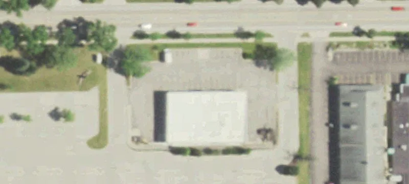Retail Space with Two Entrances