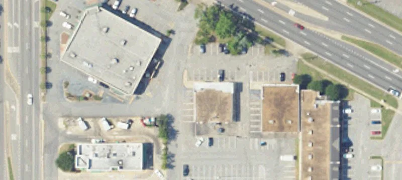 Covered Retail/Office Suite