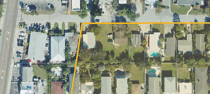 Legal Nightly Rental Triplex with Adjacent Parcel